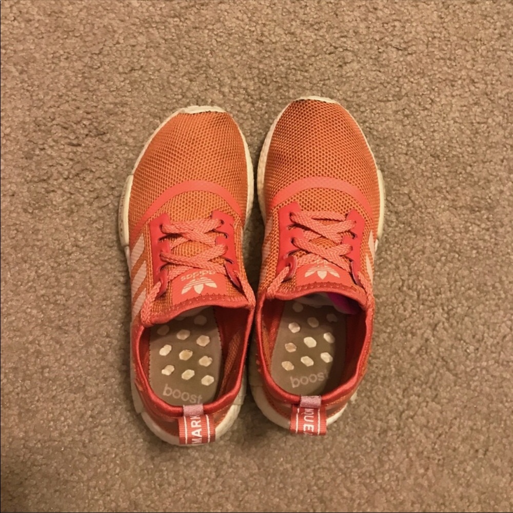 Adidas NMD in Coral